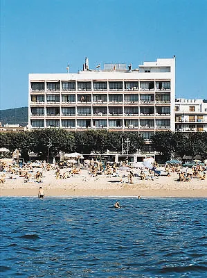 Hotel Mont-rosa 3*